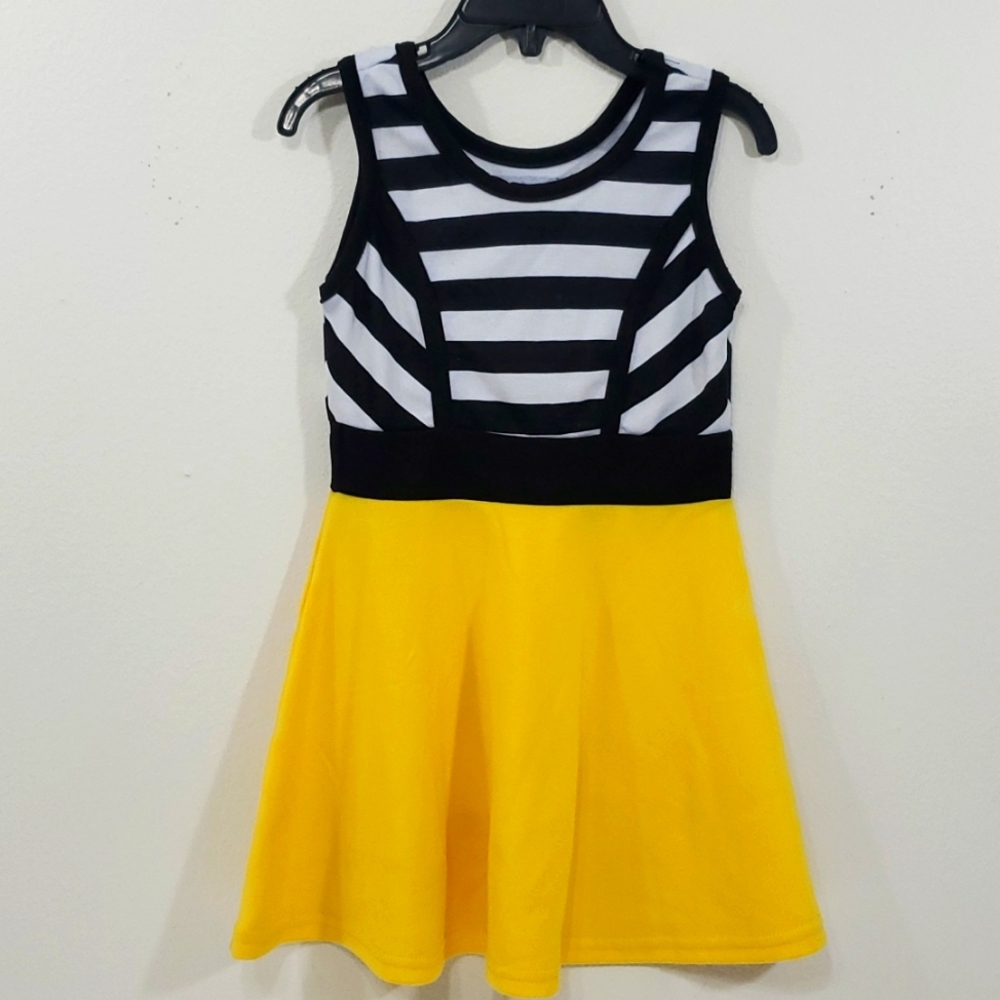 Dollhouse black white & yellow dress girls size 4